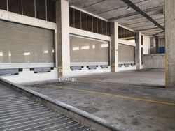 Gul Circle (D22), Warehouse #481872661